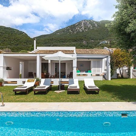 Villa Piedra Del Mar Beachfront By Villa2Be Барбаті Екстер'єр фото