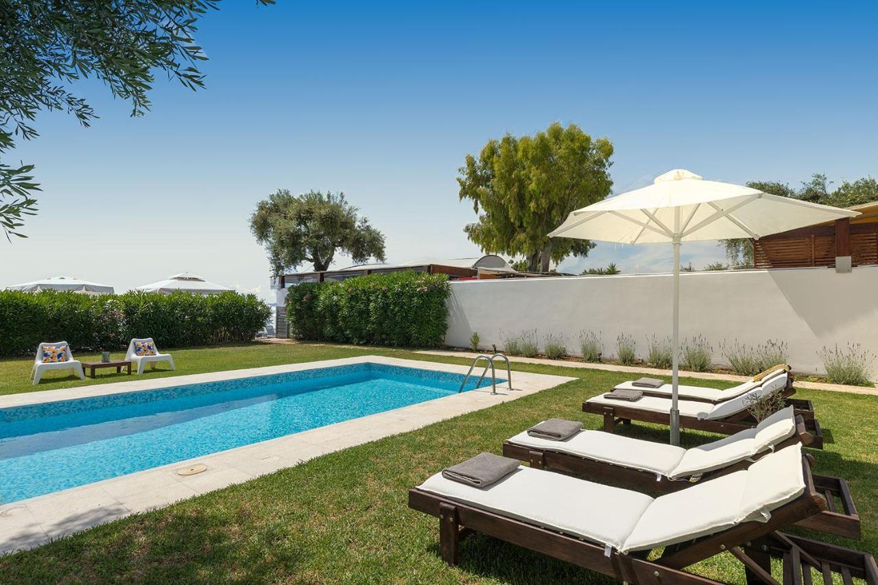 Villa Piedra Del Mar Beachfront By Villa2Be Барбаті Екстер'єр фото